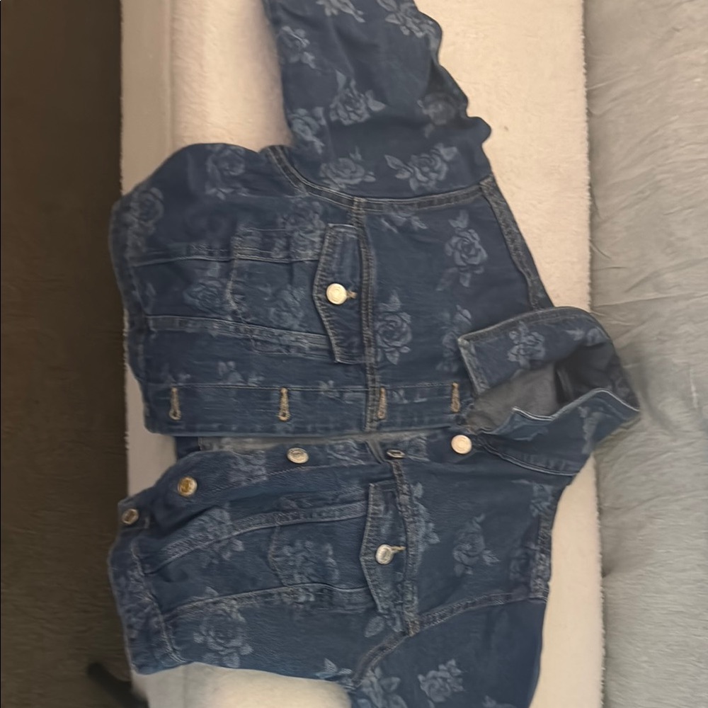 Vero Moda Denim Jacket- never worn